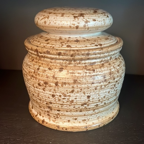 (OOS) Set of 3 Genin Trudeau Beauce Pottery Canisters - Picture 10 of 13